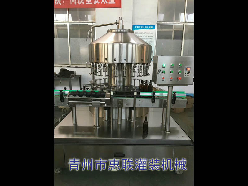 18頭負(fù)壓全自動果酒灌裝機(jī)