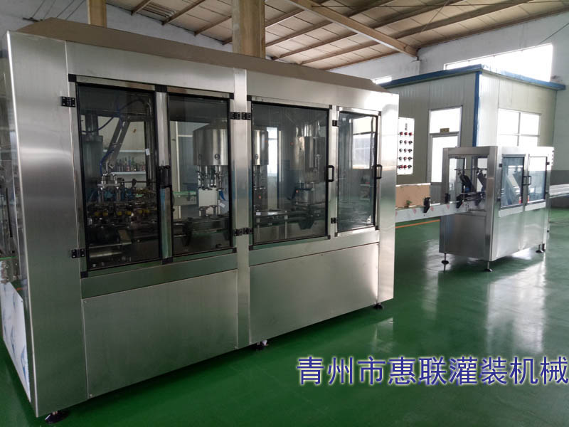 全自動紅酒果酒灌裝機(jī)