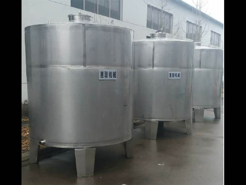 白酒灌裝機(jī)配套產(chǎn)品不銹鋼儲罐