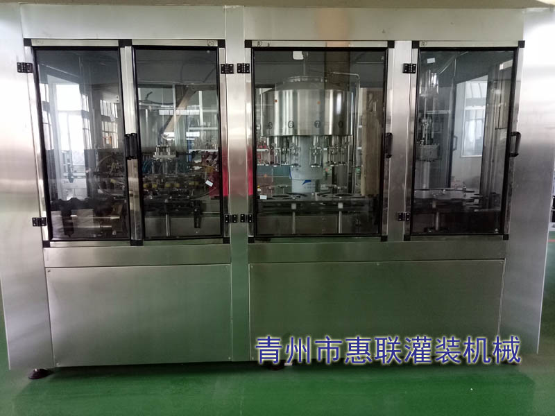 葡萄酒洗瓶灌裝打塞一體機(jī)