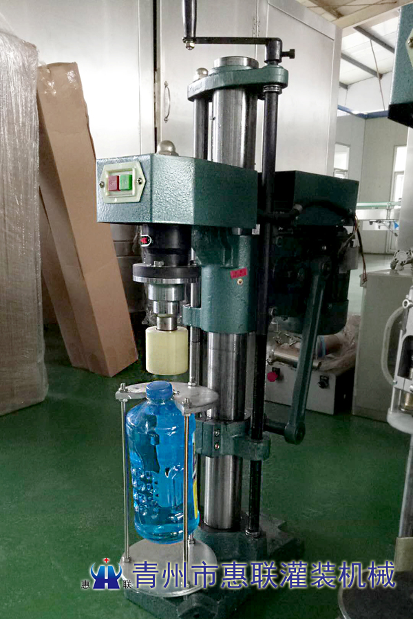 玻璃水旋蓋封口機(jī)